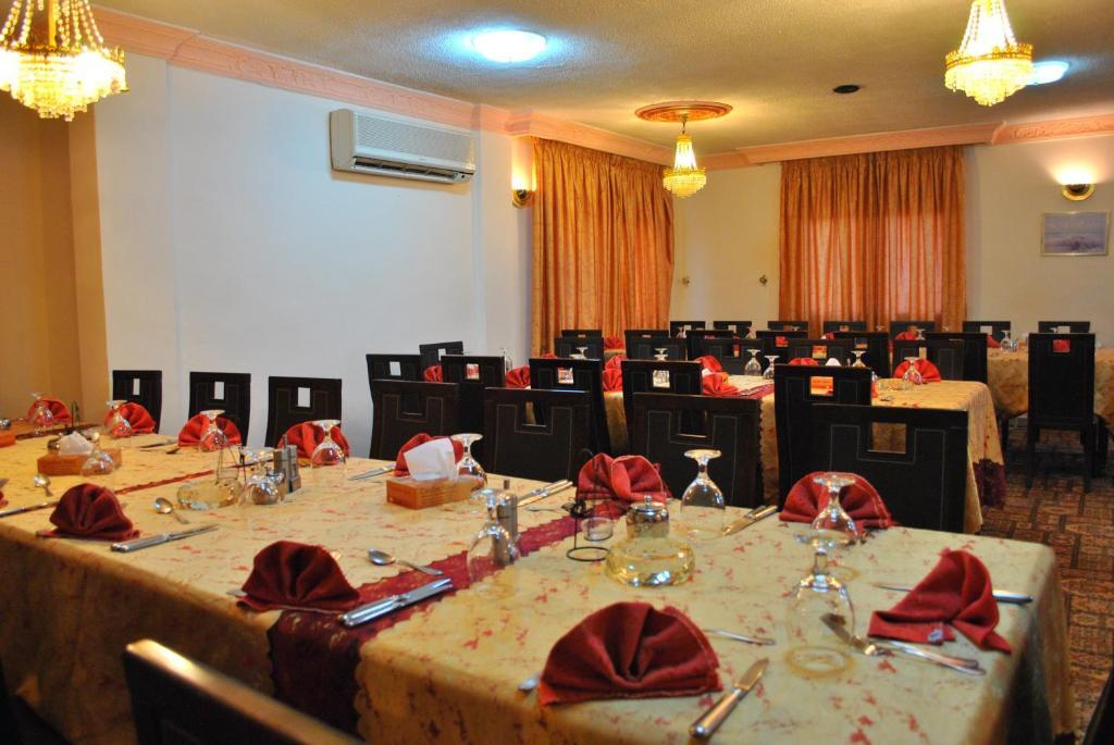 Candles Hotel وادي موسى المظهر الخارجي الصورة